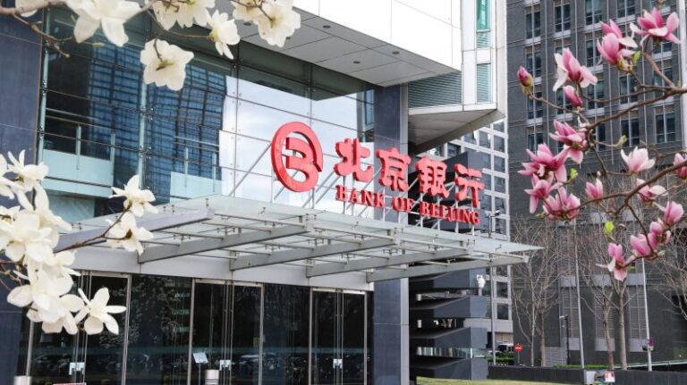 金奖品质	，一战成名
：2021年皇蔻小芒森甜白